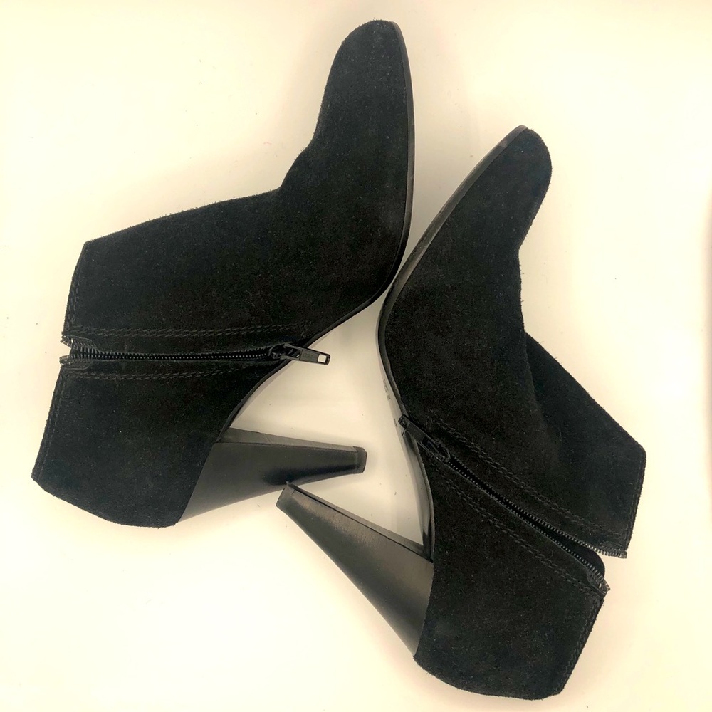 J CREW BLACK SUEDE BOOTIE